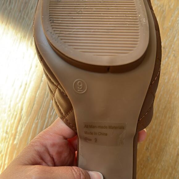 Wild Diva Quilted Square Toe Block Mule Sandals Brown Size 9 - Picture 7 of 7